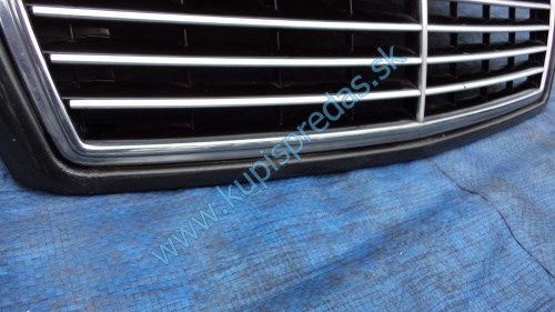 Predná kapota s maskou Mercedes E W210 